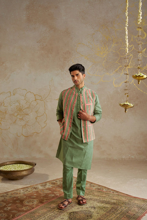 Jade Kurta Set With Printed Jacket